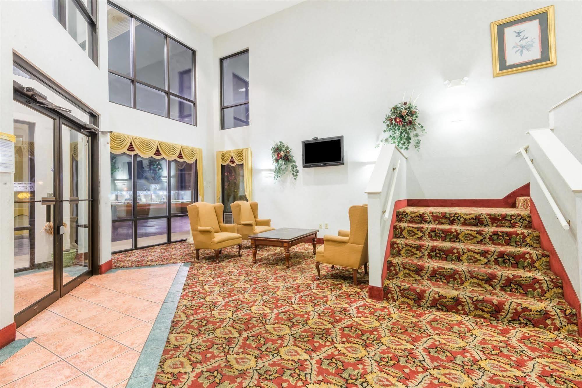 Days By Wyndham Hotel Montgomery