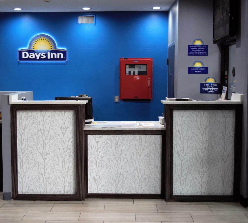 Days By Wyndham Hotel
